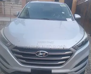 Hyundai Tucson 2018 Silver