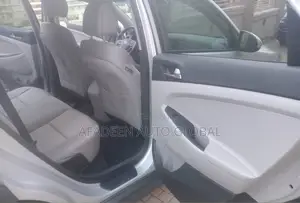 Hyundai Tucson 2018 Silver