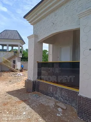 Wedding Construction Fabricator