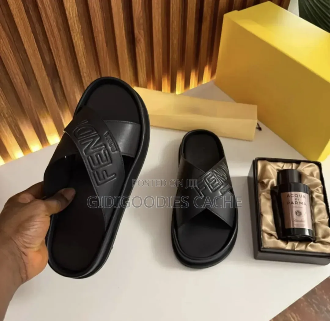 Trendy Roma Cross-Strap Slides