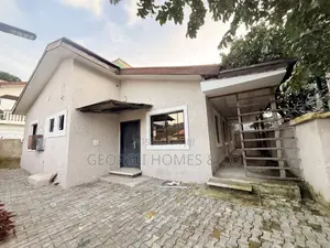 3bdrm Bungalow in Wuse 2 for rent