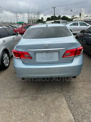 Lexus ES 350 2011 Blue