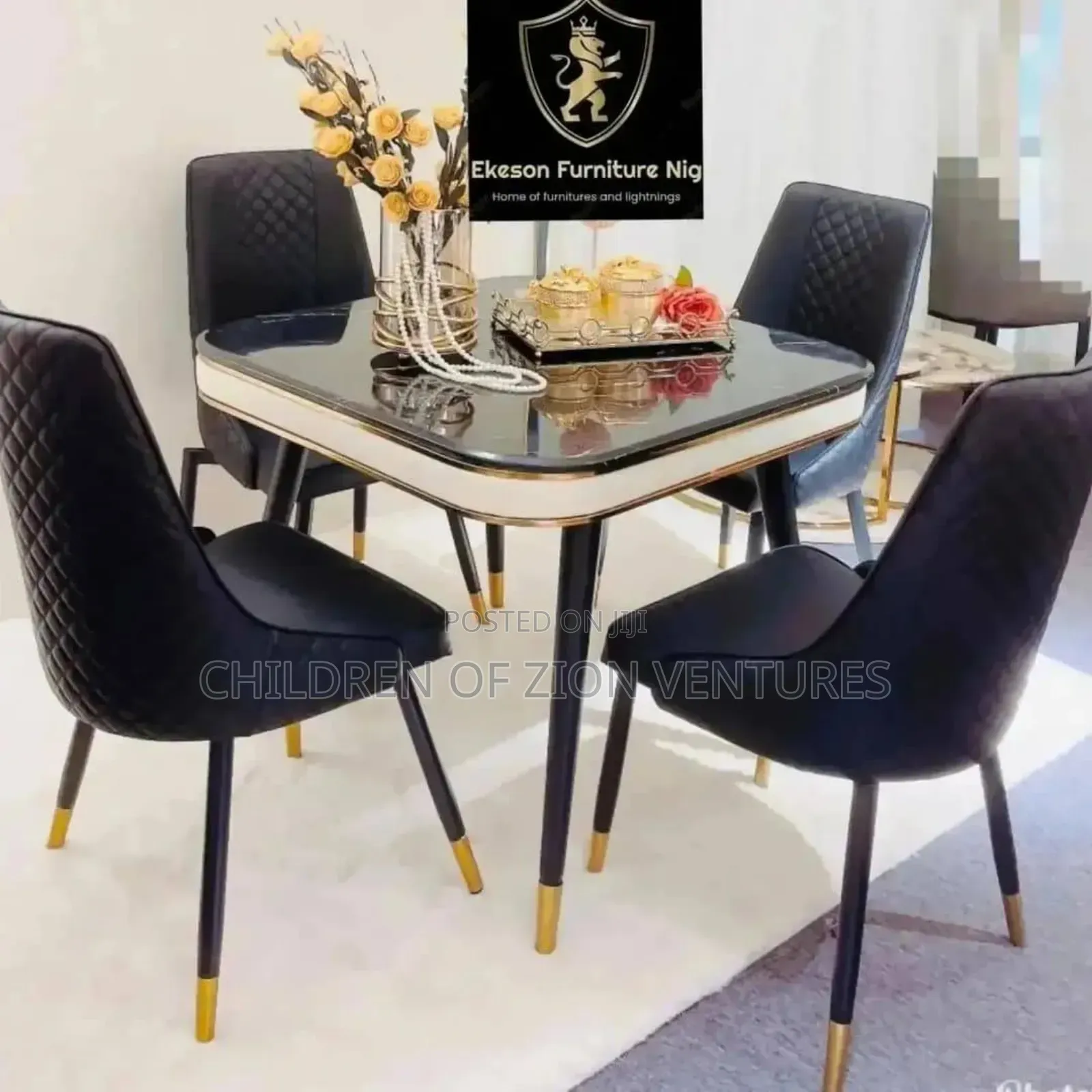 Classy Mabel Dinning Set