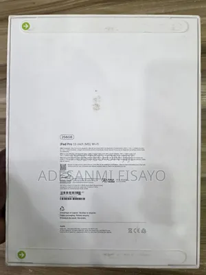 New Apple iPad Pro 13 (2025) 256 GB Black