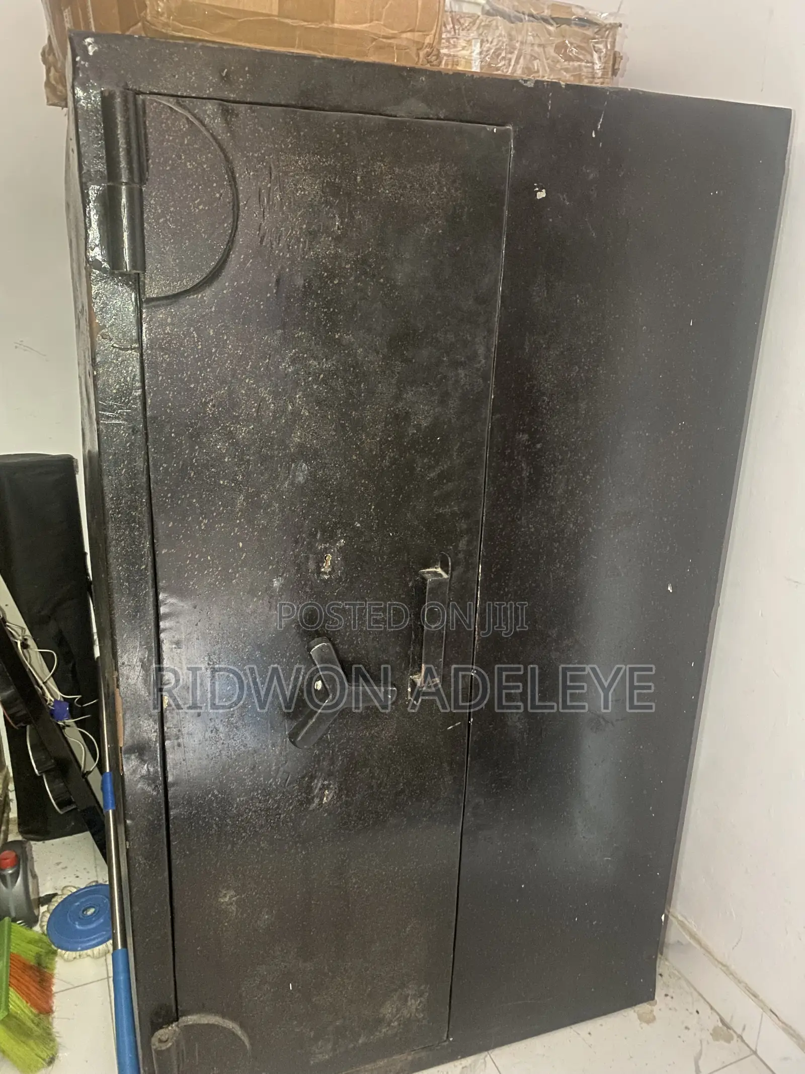 High-Security Double-Panel / Heavy Steel Vault Box or Safe.