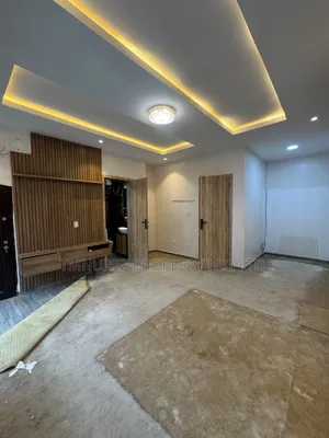 3bdrm Duplex in Chevron for rent