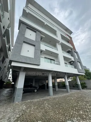 1bdrm Apartment in Lekki Phase 1 for rent
