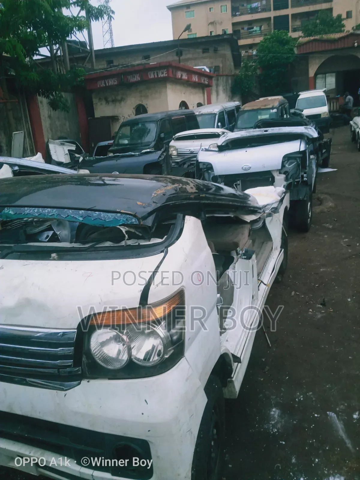 Toyota HiAce 2012 Black