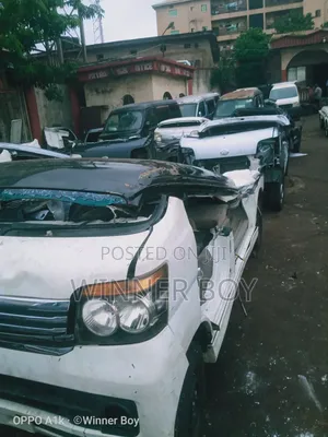 Toyota HiAce 2012 Black