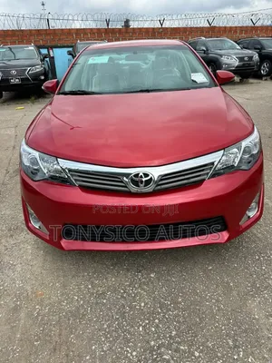 Toyota Camry LE 4dr Sedan (2.5L 4cyl 6A) 2012 Red