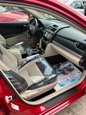 Toyota Camry LE 4dr Sedan (2.5L 4cyl 6A) 2012 Red