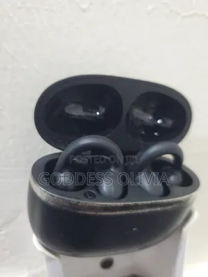 Oraimo Open Snap Earpod. Neatly Used Working Perfectly