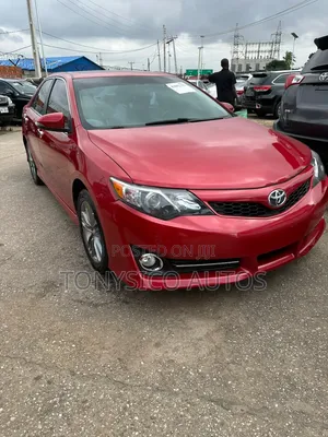 Toyota Camry SE 4dr Sedan (2.5L 4cyl 6A) 2013 Red