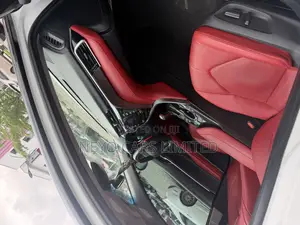 Toyota Camry XSE V6 (3.5L V6 8A) 2019 White