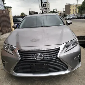 Lexus ES 2017 Gold