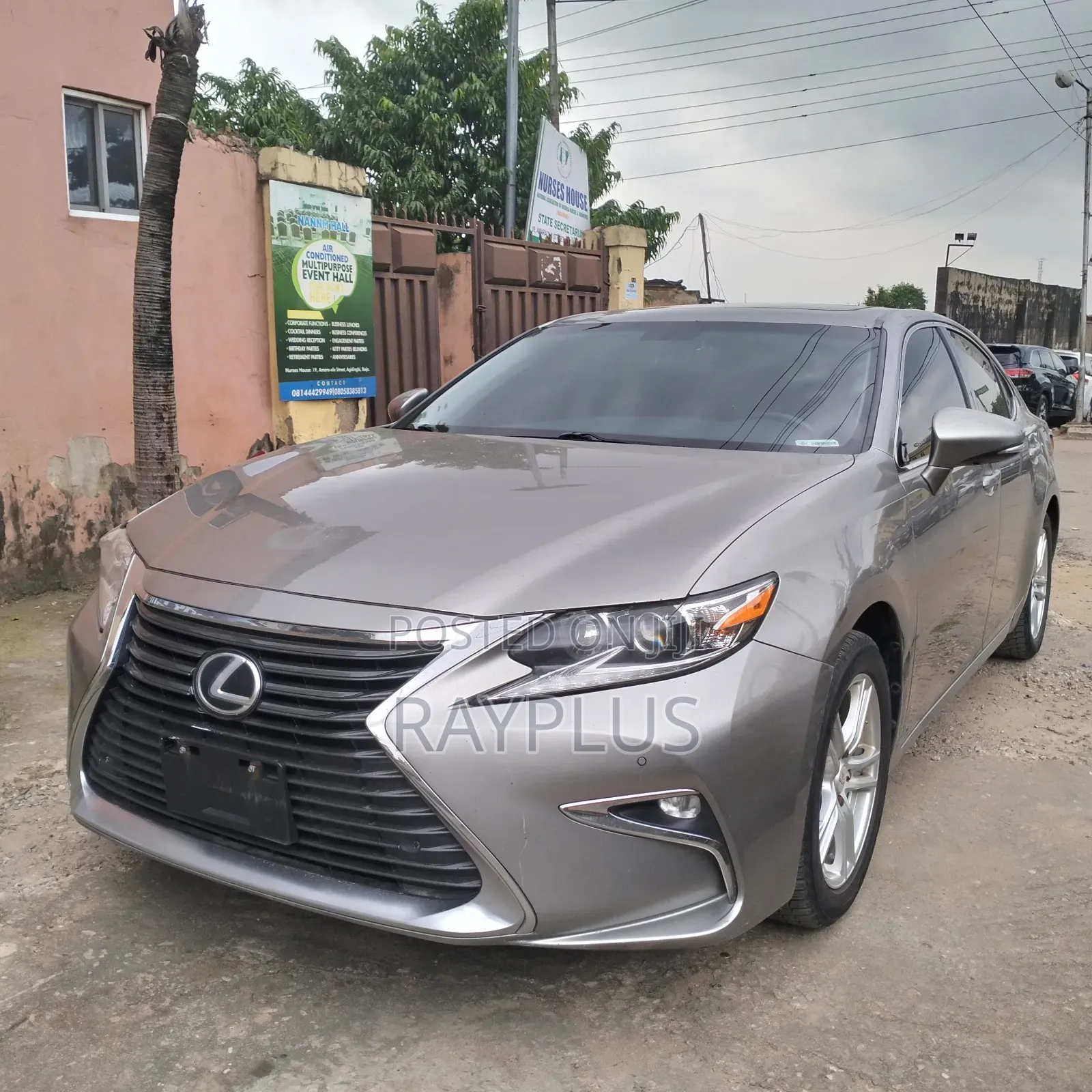 Lexus ES 2017 Gold