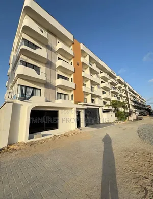 2bdrm Apartment in Lekki Phase 1 for rent