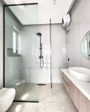 2bdrm Apartment in Lekki Phase 1 for rent
