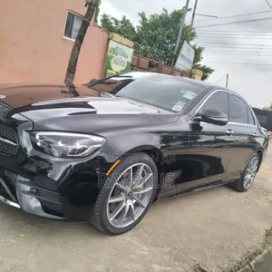 Mercedes-Benz E350 2022 Black