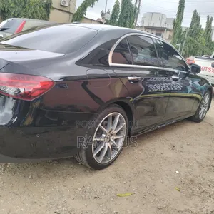 Mercedes-Benz E350 2022 Black