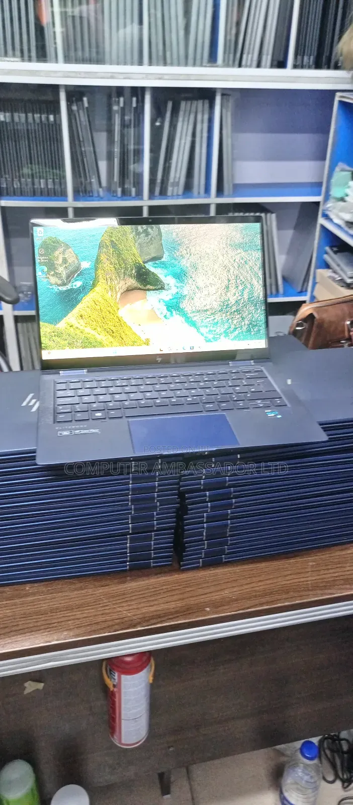 Laptop HP Dragonfly G4 16GB Intel Core i7 SSD 512GB