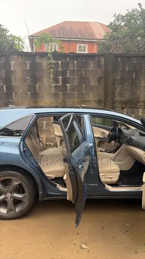 Toyota Venza Limited 2012 Blue