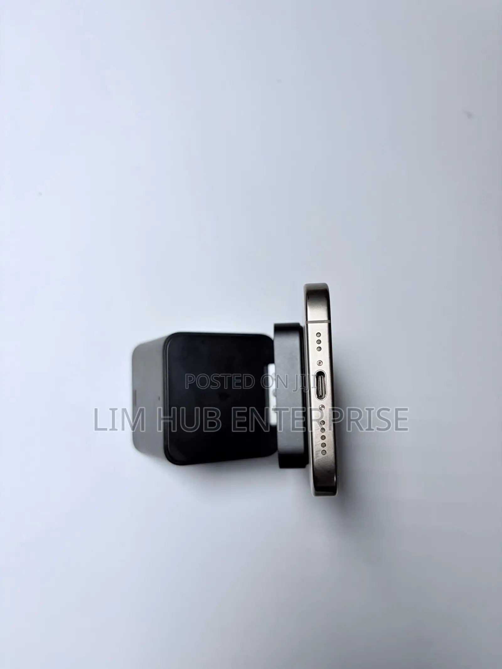 Apple iPhone 16 Pro 128 GB Gold