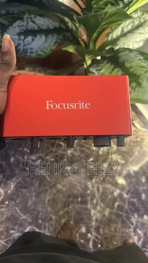 Focusrite Scarlett 2i2