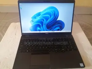 Laptop Dell Latitude 5500 16GB Intel Core i5 SSD 256GB