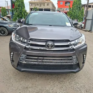 Toyota Highlander Limited V6 4x2 (3.5L 6cyl 6A) 2016 Gray