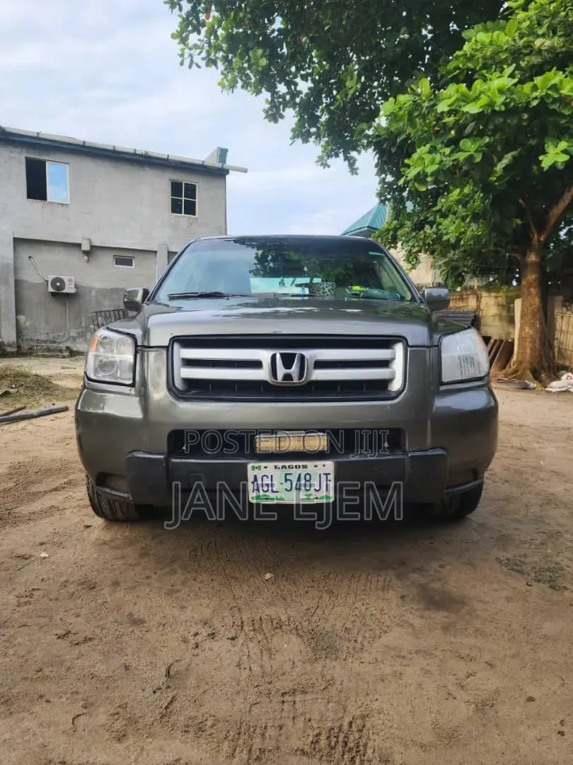 Honda Pilot 2006 Beige