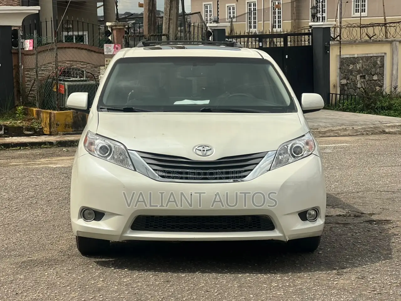 Toyota Sienna 2016 White