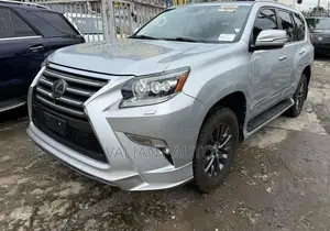 Lexus GX 2019 Silver