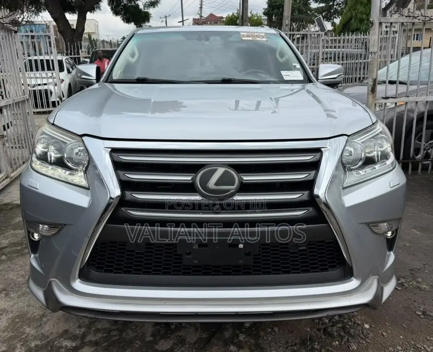 Lexus GX 2019 Silver