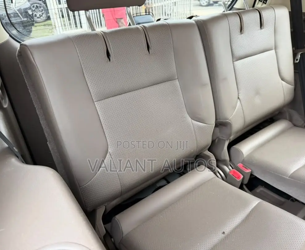 Lexus GX 2019 Silver