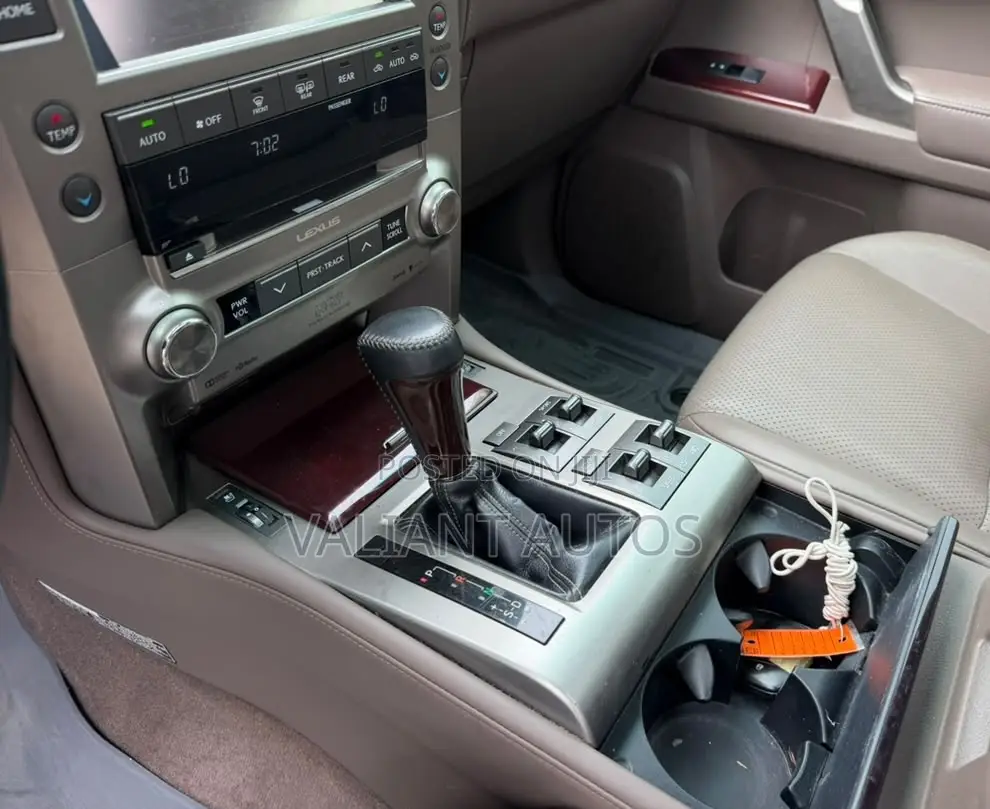 Lexus GX 2019 Silver