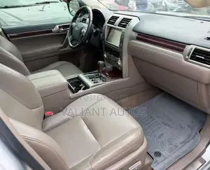 Lexus GX 2019 Silver