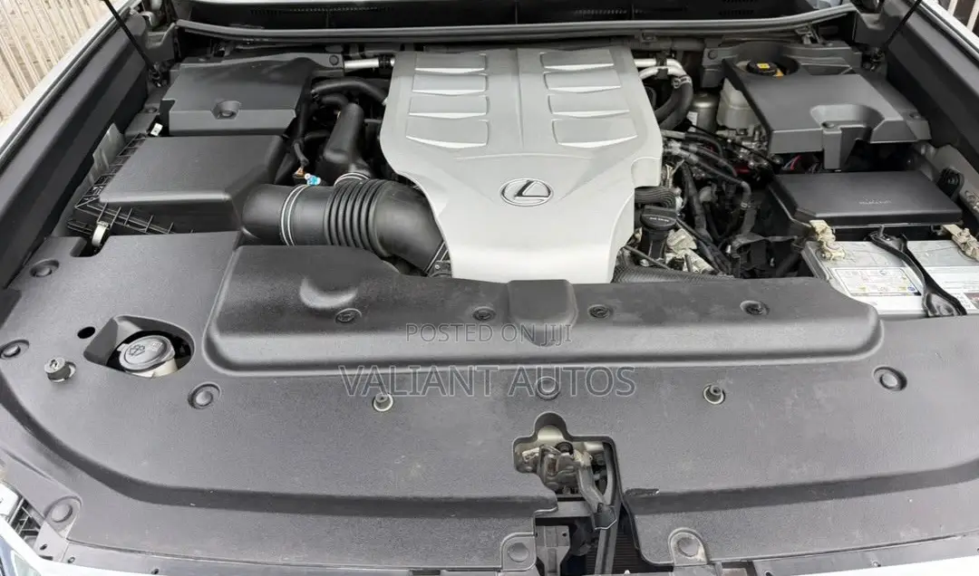 Lexus GX 2019 Silver