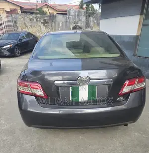 Toyota Camry 2010 Gray