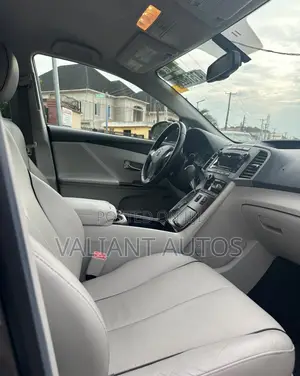 Toyota Venza 2011 Gray
