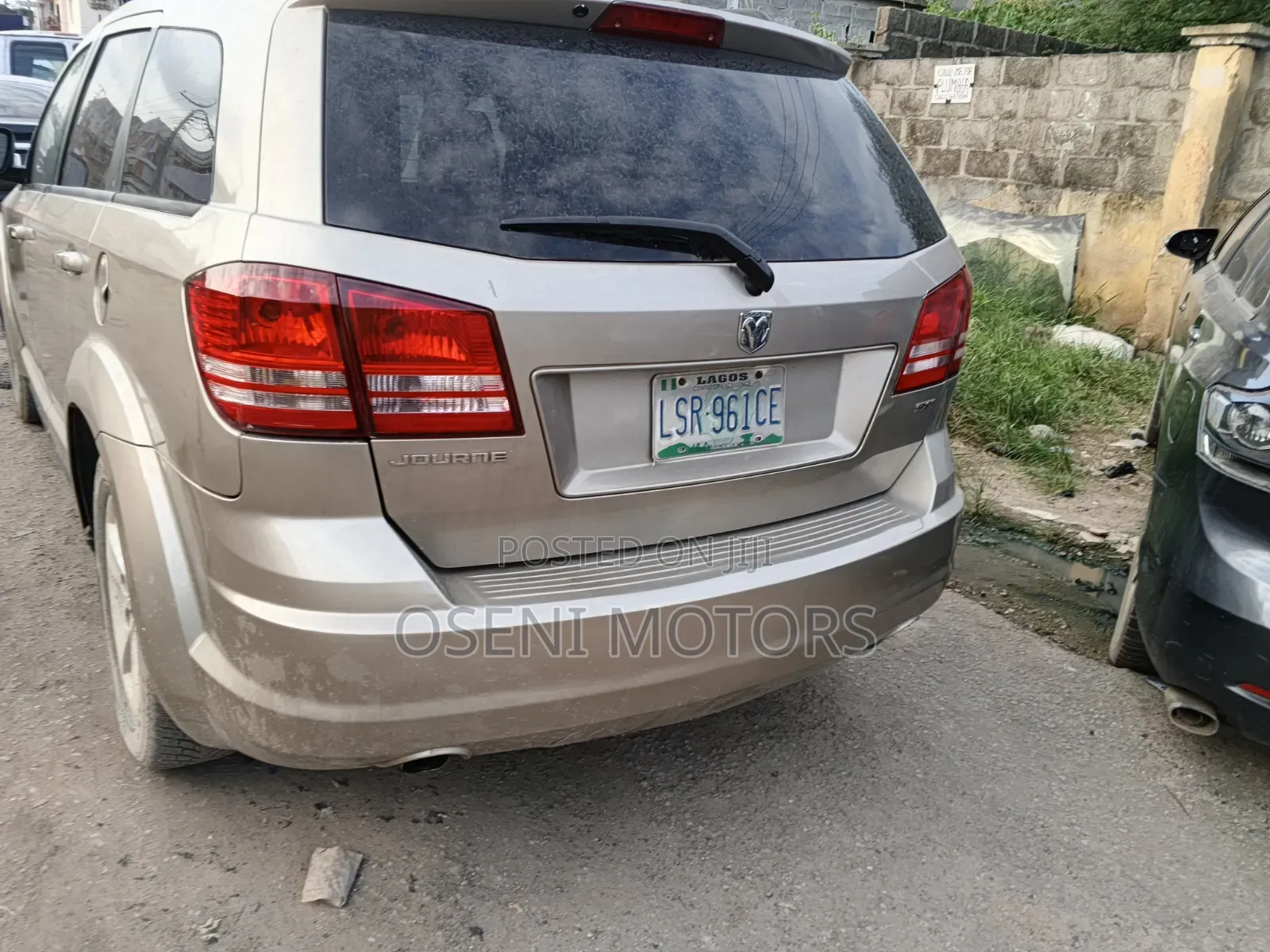 Dodge Journey 2010 Gold