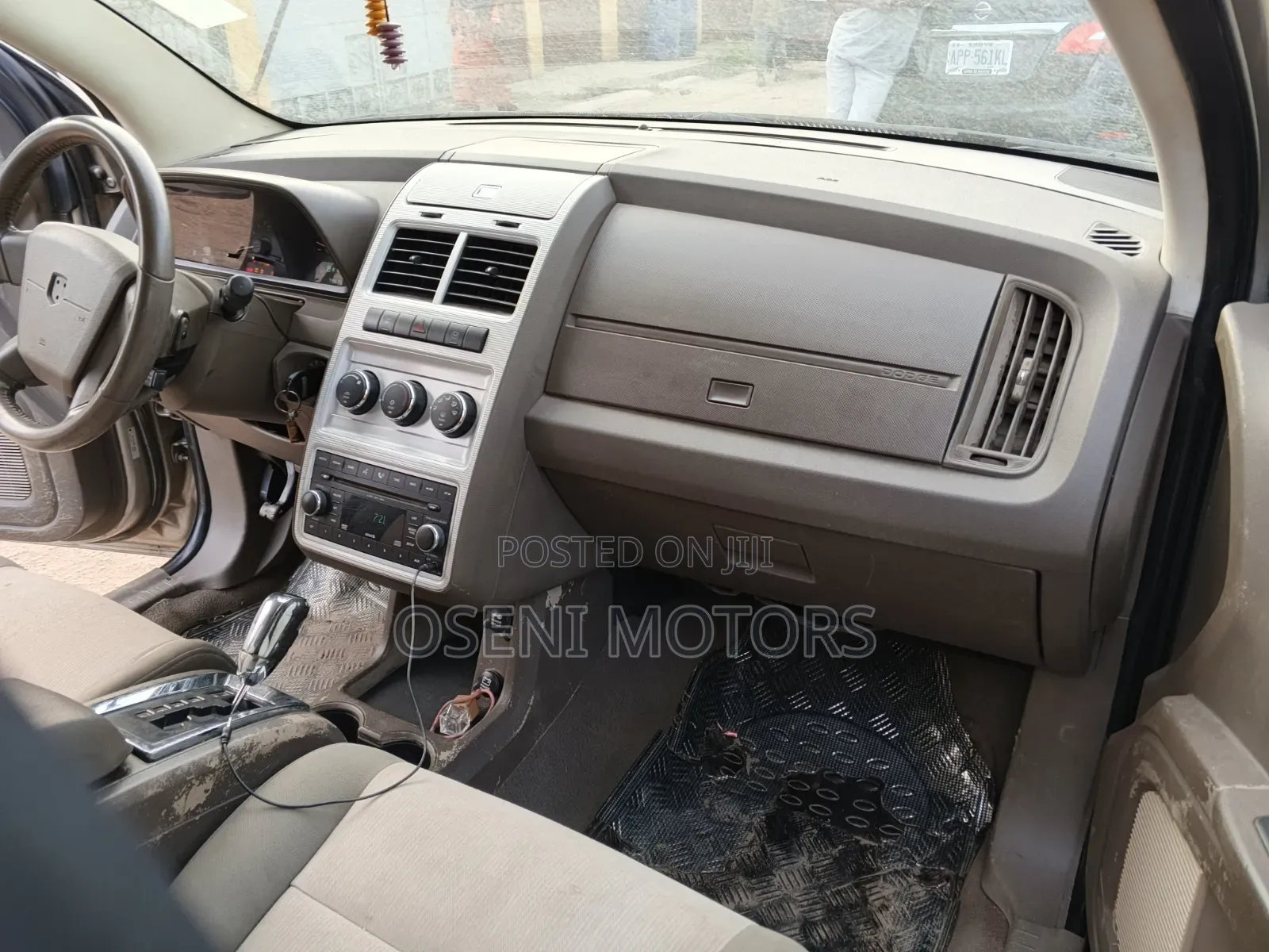 Dodge Journey 2010 Gold