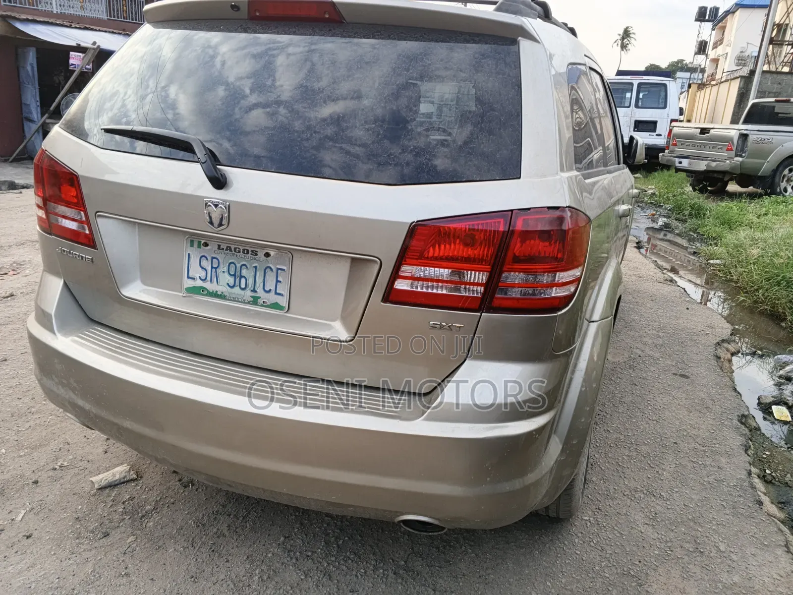 Dodge Journey 2010 Gold