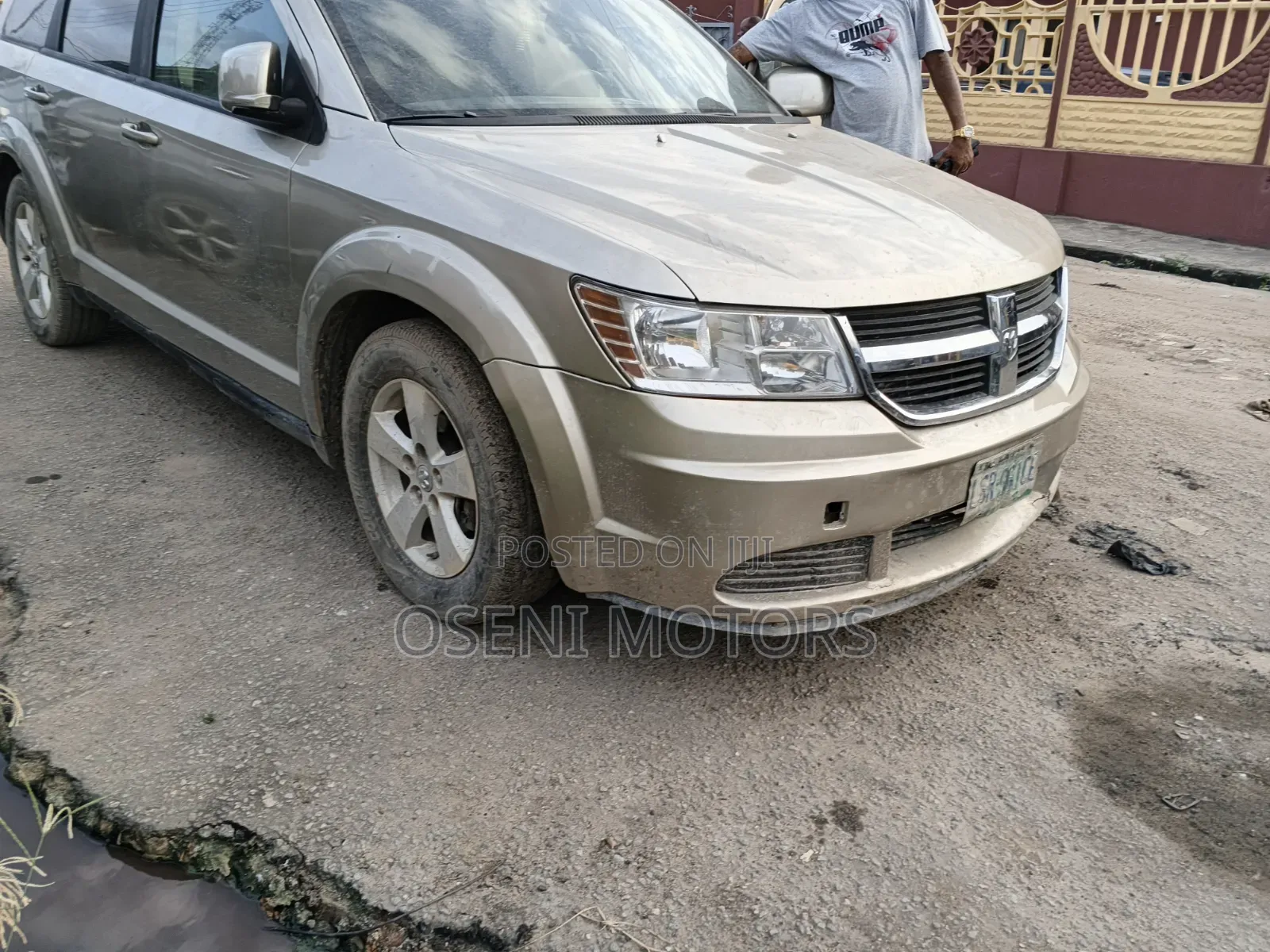 Dodge Journey 2010 Gold