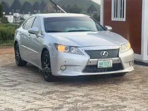 Lexus ES 350 FWD 2013 Silver