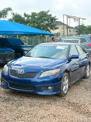 Toyota Camry SE 4dr Sedan (2.5L 4cyl 6A) 2011 Blue