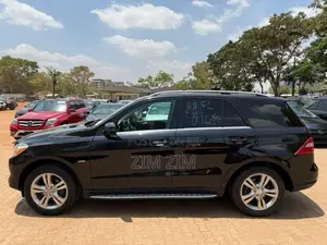 Mercedes-Benz M Class ML 350 4Matic 2012 Black