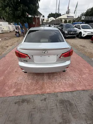 Lexus IS 250 Automatic 2010 Silver