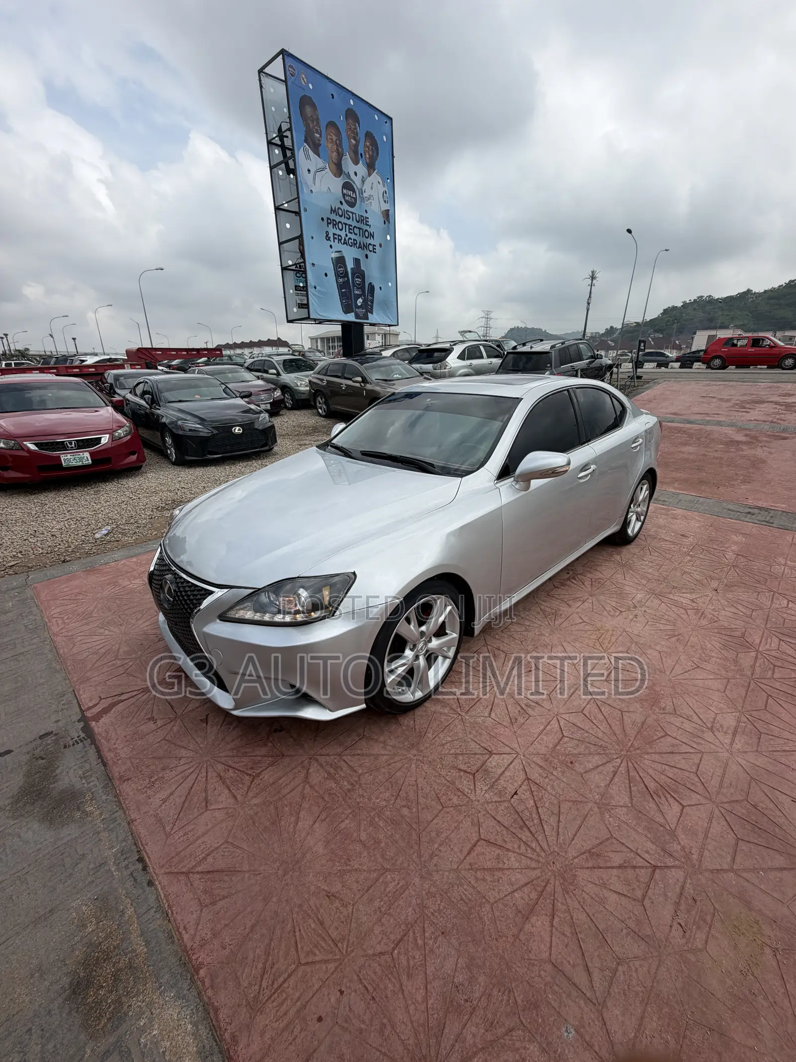 Lexus IS 250 Automatic 2010 Silver