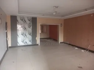 3bdrm Block of Flats in Wuse 2 Property for rent